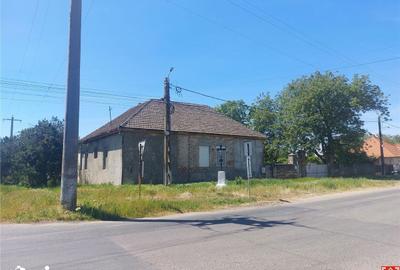 Casă cu 5 camere decomandat cu Teren 2155 Mp în Periam - 5