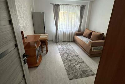Garsonieră decomandată în Central - 1