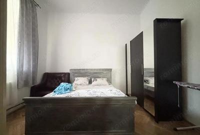 Apartament cu 3 camere semidecomandat în Central - 9