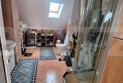 Casă cu 4 camere cu Teren 500 Mp în Central - 1