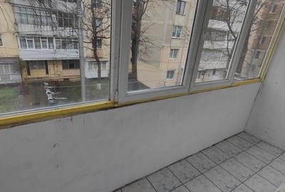 Apartament cu 3 camere decomandat în Barticești - 1