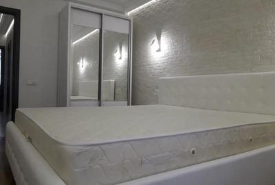 Apartament cu 2 camere decomandat în Între Lacuri - 3