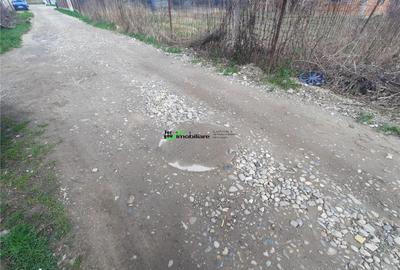 Teren de 1213 mp, în Măgura