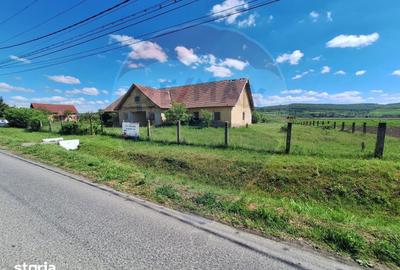 Teren de 3436 mp, în Central - 5