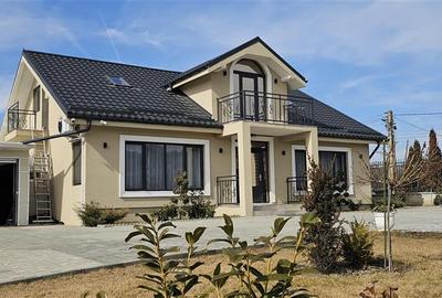 Casă individuală cu 3 camere cu Teren 5800 Mp în Fodora - 1