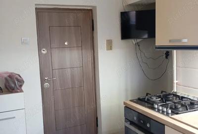 Garsonieră decomandată în Central - 7