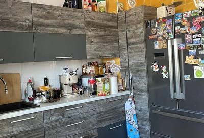 Apartament cu 4 camere semidecomandat în Crângași - 1