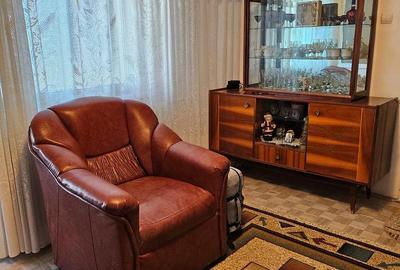 Apartament cu 3 camere semidecomandat în Calea București - 2