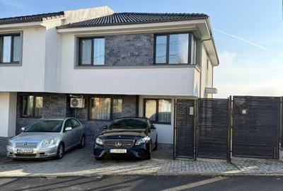 Duplex cu 4 camere în Bună Ziua