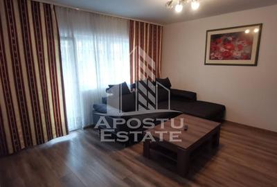 Apartament cu 3 camere, 2balcoane,2 bai, complex, centrala proprie,AC - 4