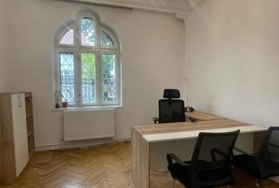 Birou, de 80 mp, în Tomis II - 3