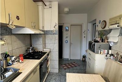 Apartament 2 camere de vânzare - zona Democratiei - 6