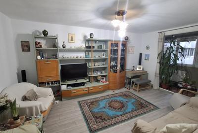 Apartament cu 4 camere decomandat în Titan - 3