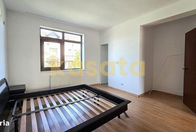 Casă cu 6 camere cu Teren 172 Mp în Sisești - 12