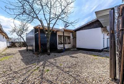 Casă cu Teren 1987 Mp în Turnu - 3