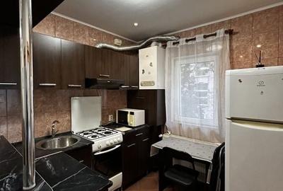 Apartament de inchiriat Uta 3 camere - 12