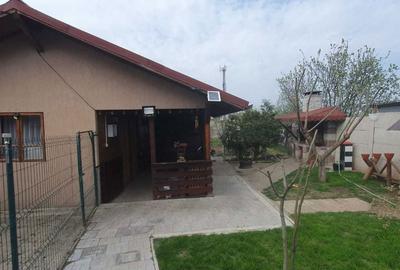 Casă cu 3 camere cu Teren 1000 Mp în Central - 4