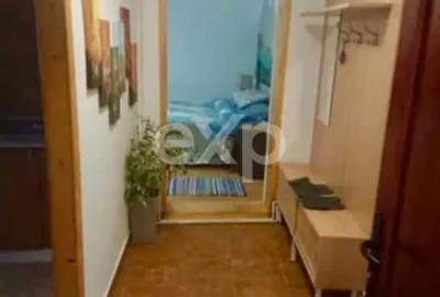 Apartament cu 4 camere decomandat în Tractorul - 3