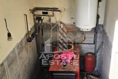 Casa la rosu, de vanzare, in Curtici, jud. Arad. - 2