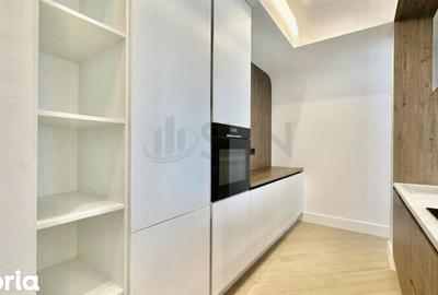 Apartament cu 4 camere în Central