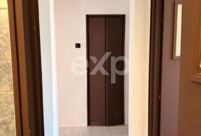 Apartament cu 3 camere decomandat în Central - 3