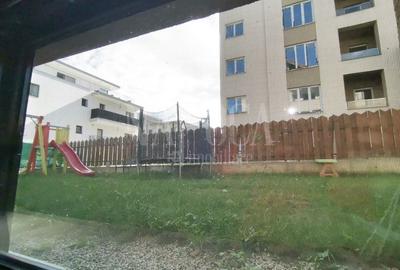 Apartament cu 4 camere semidecomandat în Europa - 12