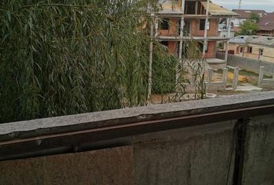 Apartament 3 camere zona foarte buna - de vanzare (proprietar) - 3