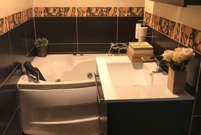 Apartament cu 2 camere decomandat în Republicii - 2