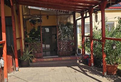 Casă cu 3 camere în Central - 3