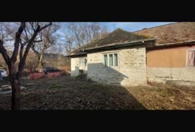 Casa demolabila Faureni, 2600 mp teren - 1