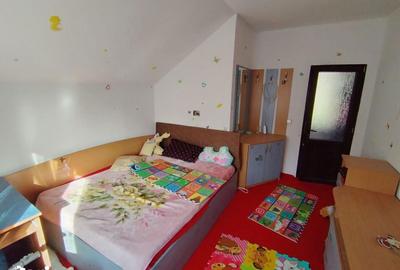 Casă cu 5 camere cu Teren 2166 Mp în Somova - 14