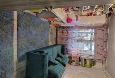 Apartament cu 3 camere semidecomandat în Podu Roș - 3