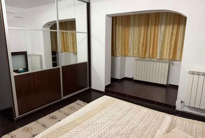 Apartament cu 3 camere decomandat în Central - 3