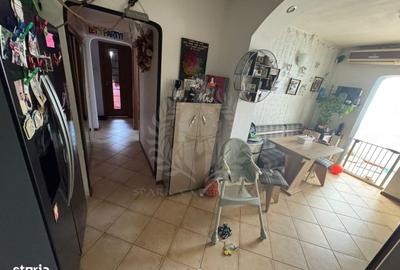 Apartament cu 3 camere în Republicii
