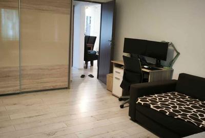 Apartament cu 2 camere decomandat, mobilat în Bucovina - 2