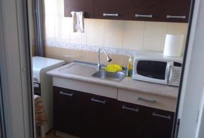 Garsoniera, Dristor - 2