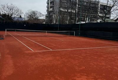 Spațiu comercial, în Central