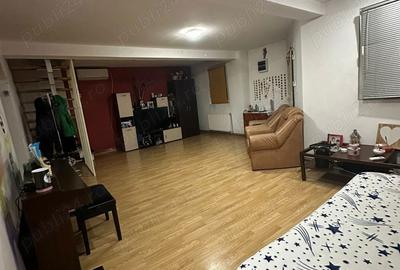 Casă cu 3 camere cu Teren 500 Mp în Buziașului
