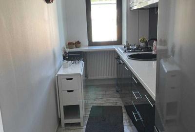 Apartament cu 3 camere semidecomandat în Coman - 5