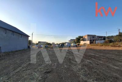 Teren de 2502 mp, în Central - 5