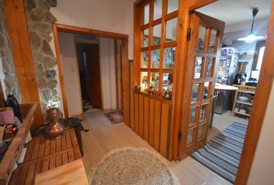 Apartament 3 camere - Decebal - Calea Calarasilor - centrala proprie - 13