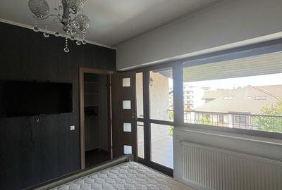 Apartament cu 3 camere decomandat în Central - 4