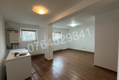 Vanzare garsoniera zona Hala Traian-Calea Călărasilor,Str. Traian 87 - 3