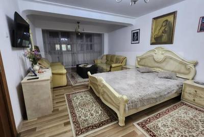 Casă cu 9 camere cu Teren 1500 Mp în Criș - 11