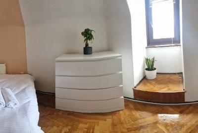 Apartament cu 5 camere semidecomandat în Unirii - 13