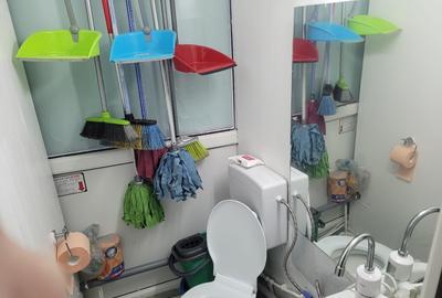 Spațiu comercial, de 18 mp, în Drumul Taberei