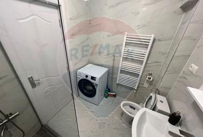 DE INCHIRIAT - zona Casa Crisan - 4