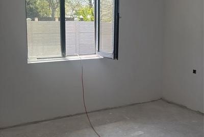 Casă cu 4 camere în Amara - 5