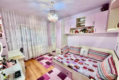 Apartament cu 4 camere decomandat în Calea București - 4