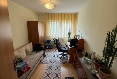 Apartament cu 3 camere - zona Pacurari - Lukoil - 3